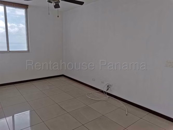 Venta de Apartamento con Línea blanca en San Francisco Ph Cabomarzo EC