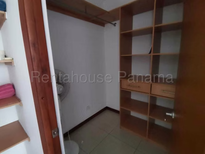 Venta de Apartamento con Línea blanca en San Francisco Ph Cabomarzo EC