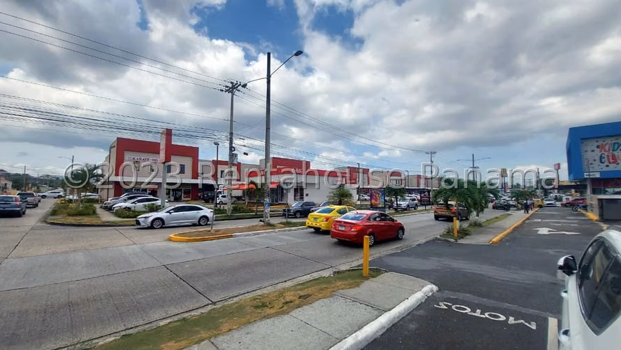 Alquiler de Local en Brisas Del Golf Brisas Mall KC