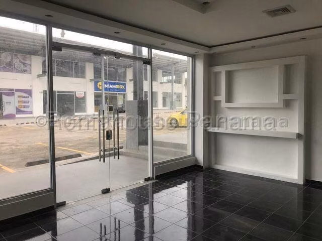 Venta de Local en Milla 8 Plaza milla KC - Imagen 5