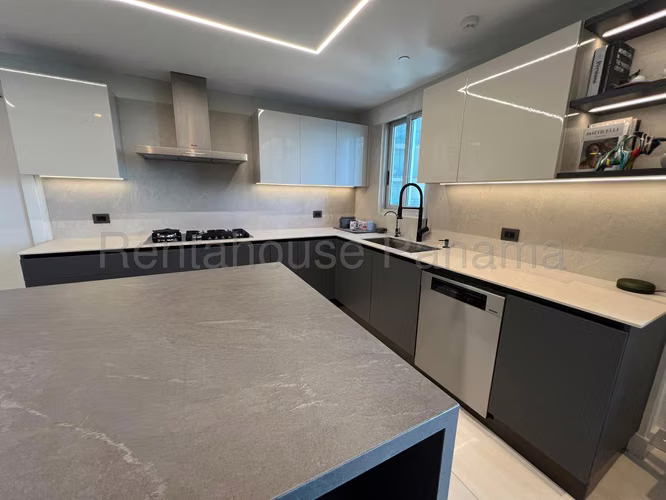 Venta de Apartamento en Punta Pacifica Ph OASIS ON THE BAY NS