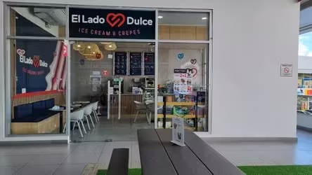 Negocio en Venta Cafetería/Heladería/Postres Full equipada – Operativa en 28.000$ VL