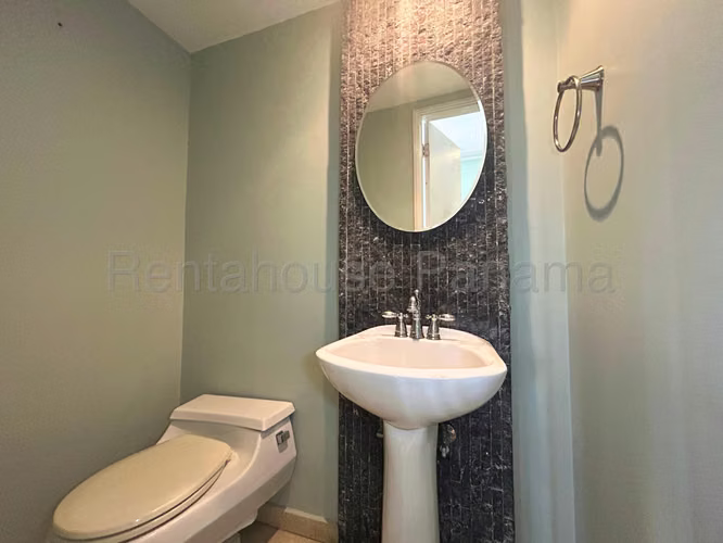 Vendo Apartamento en Obarrio LA RONDA OF26-6462