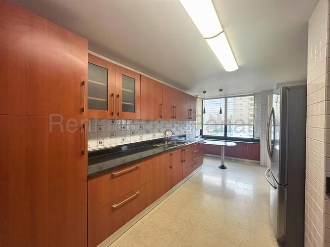 Vendo Apartamento en Obarrio LA RONDA OF26-6462