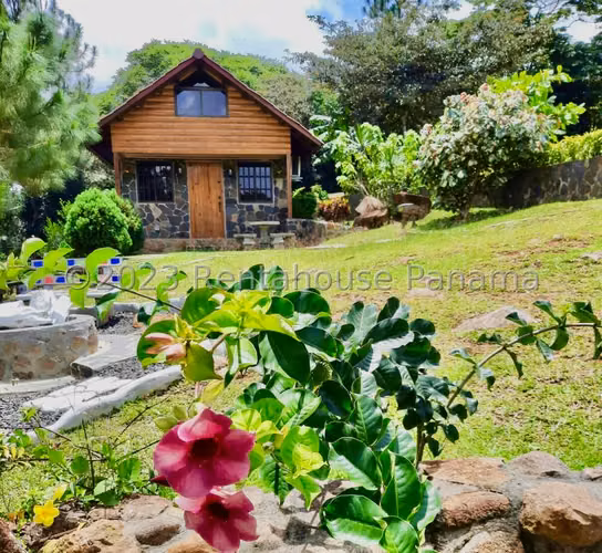 Vendo Casa en Chica OF27-374