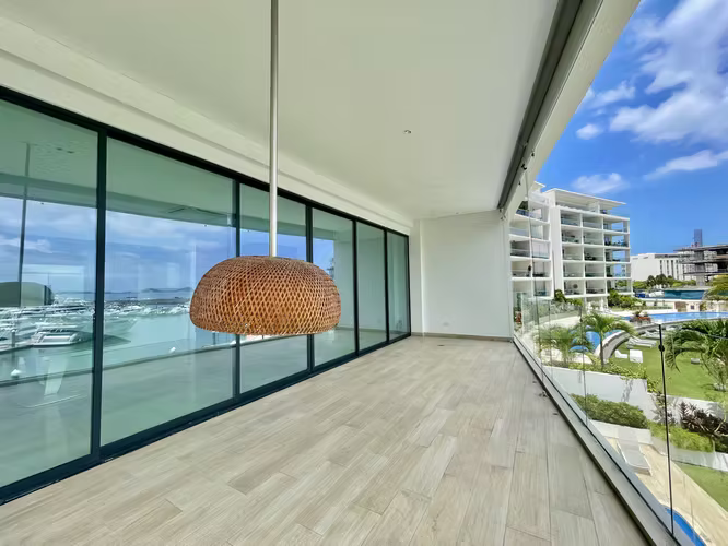 Alquiler en Ocean Reef Islands | Apartamento de Lujo con Vista al Mar - Imagen 5