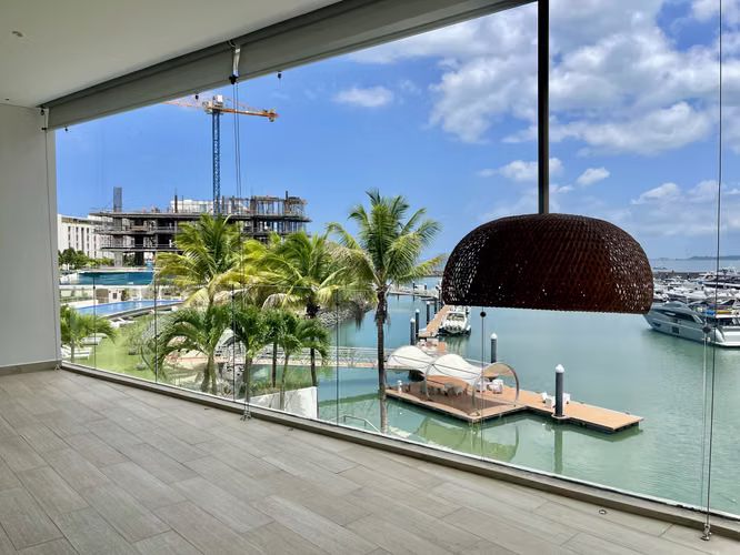 Alquiler en Ocean Reef Islands | Apartamento de Lujo con Vista al Mar - Imagen 8