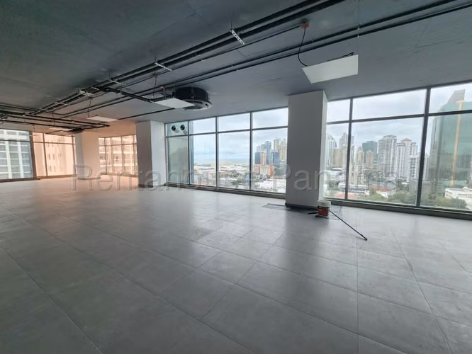 Venta de Oficina en Obarrio Panama BusinessTower Solo Cliente Directo LFC