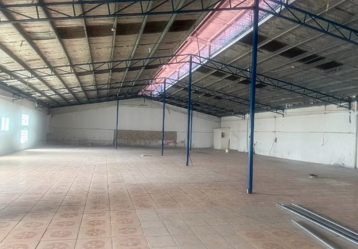UNIQUE OPPORTUNITY! COMMERCIAL WAREHOUSE FOR RENT IN RÍO ABAJO