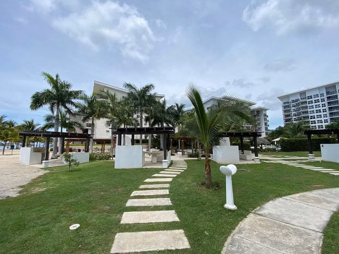 Condominio Frente al Mar Cerca de Ciudad de Panamá, Panamá