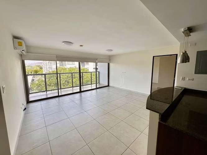 Apartamento en Venta o Alquiler en Panamá Pacífico PH Woodlands - LH