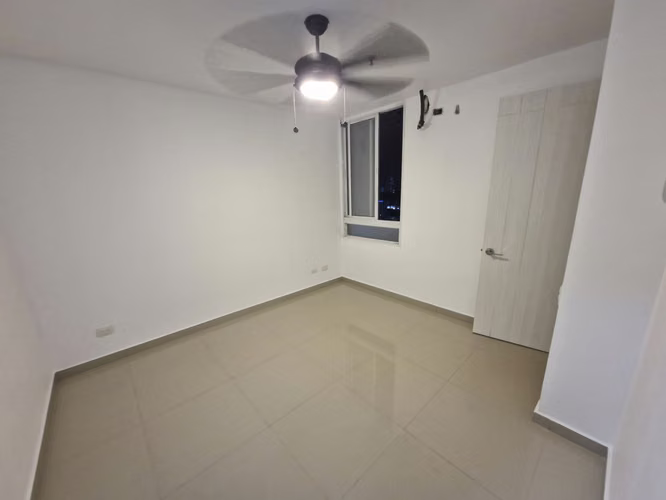 Apartamento como NUEVO RECIÉN REMODELADO 3 recámaras