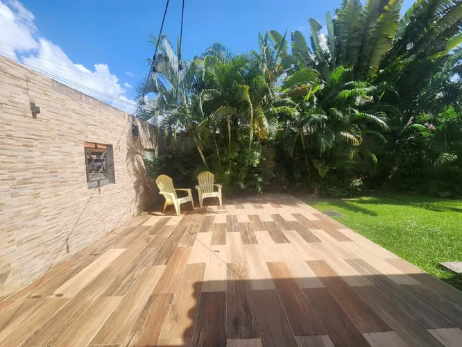 Venta Casa de Esquina en PH Versalles Ciudad de Panamá - LH
