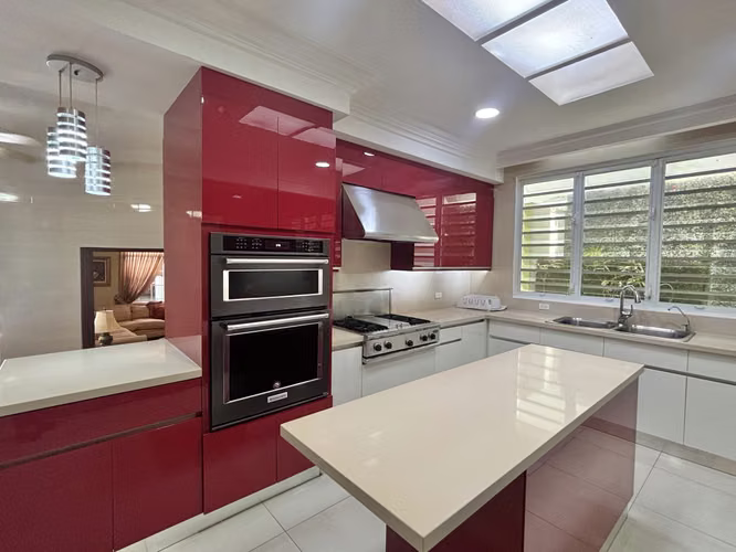 Espectacular Residencia Unifamiliar en Dos Mares