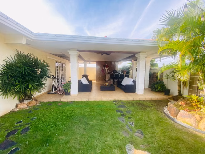Venta de Casa en Brisas del Golf
