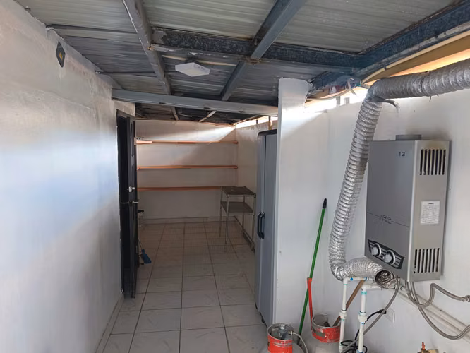 SE ALQUILA APARTAMENTO CON AIRES LAS MERCEDES