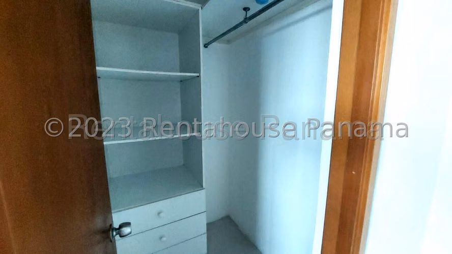 Apartamento en Alquiler en El Cangrejo YM