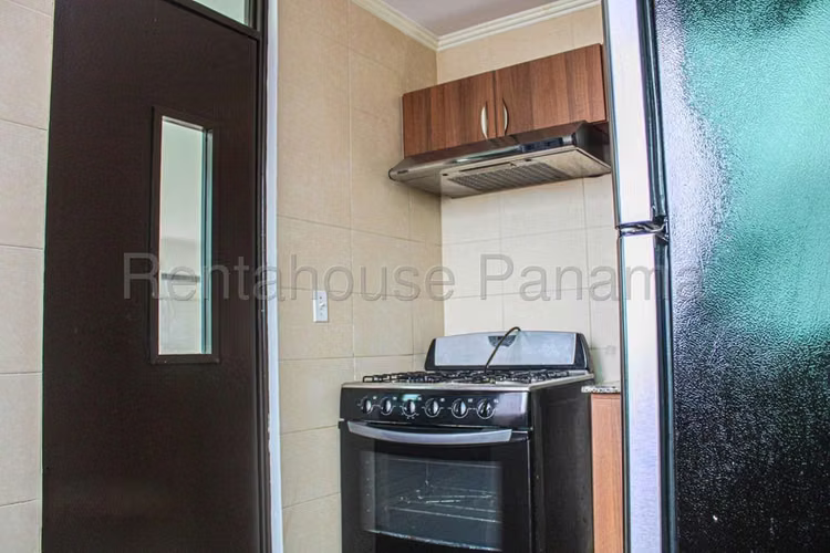 Apartamento en Alquiler en El Cangrejo YM