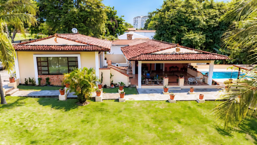 OPPORTUNITY! Beautiful House is sold in Coronado with Pool