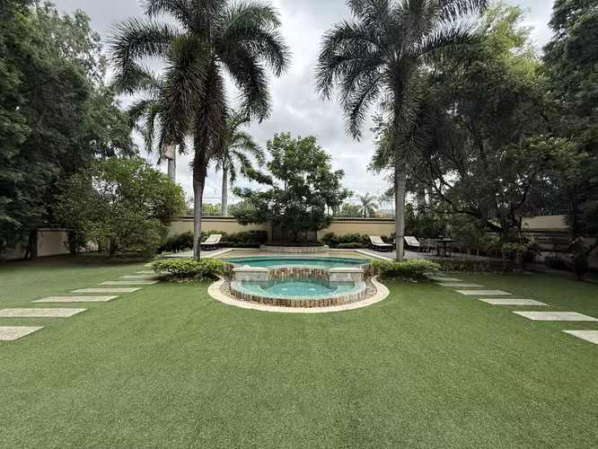 Balmoral House - Costa del Este