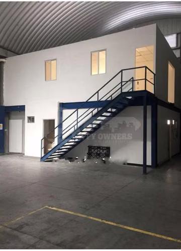 Venta de Galera / OfiBodega en Tocumen. E.L
