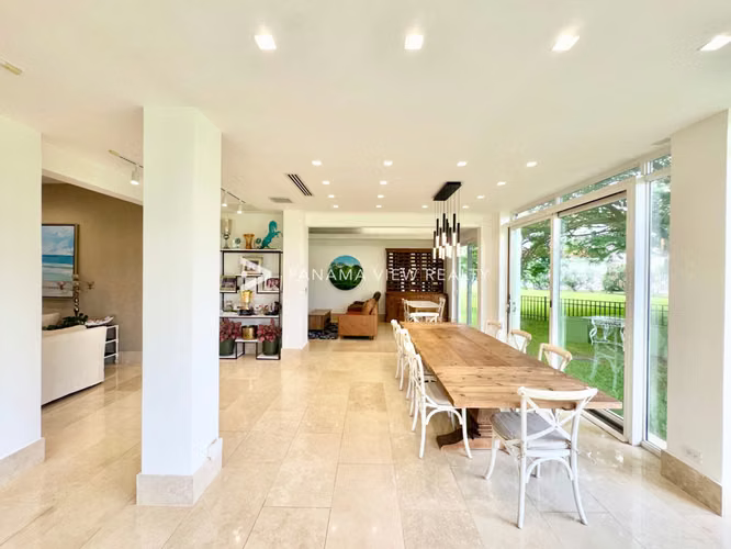 FAIRWAY ESTATES - SANTA MARIA