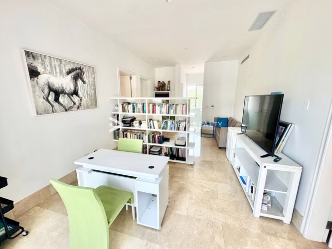 FAIRWAY ESTATES - SANTA MARIA
