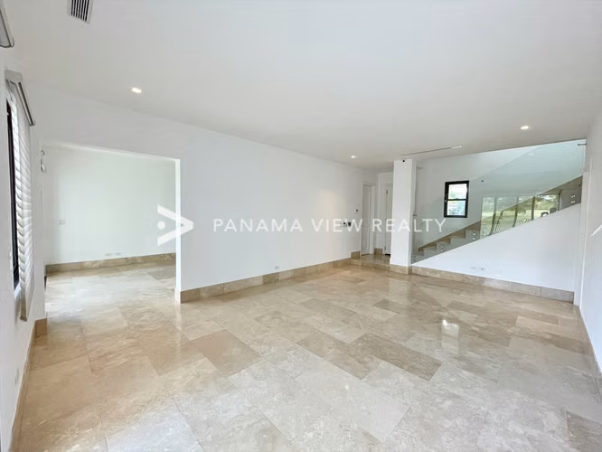 FAIRWAY ESTATES - SANTA MARIA