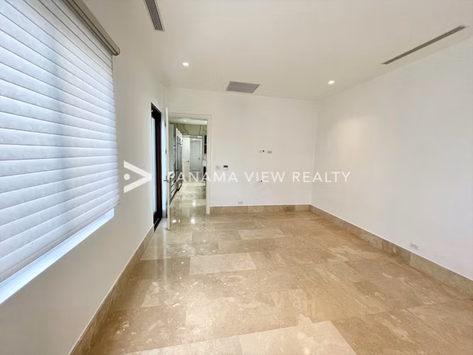 FAIRWAY ESTATES - SANTA MARIA