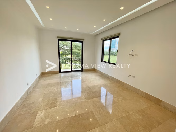 FAIRWAY ESTATES - SANTA MARIA
