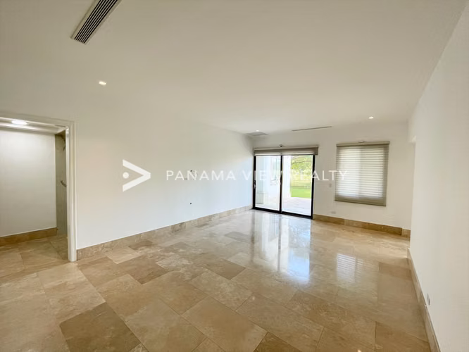 FAIRWAY ESTATES - SANTA MARIA