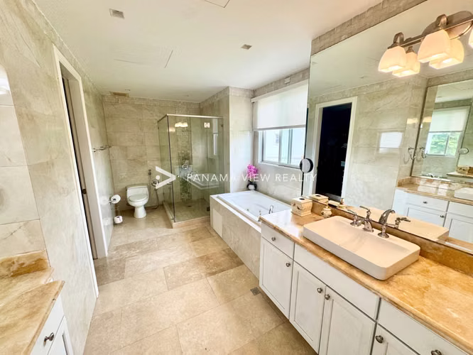 FAIRWAY ESTATES - SANTA MARIA