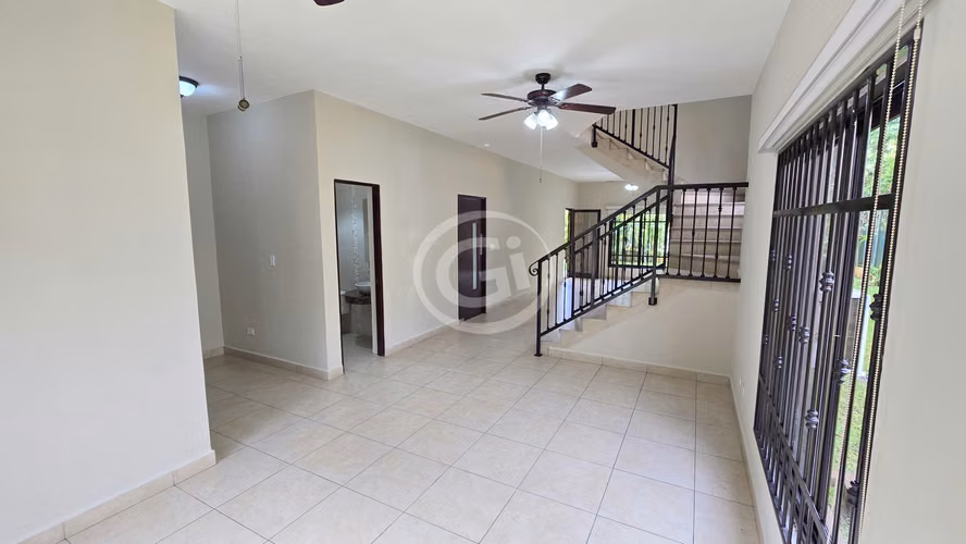 Venta Casa Embassy Club Clayton Precio de Oportunidad