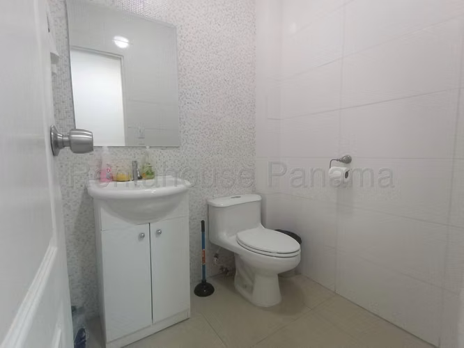 Oficina en Venta en Costa del Este 25EPP7672