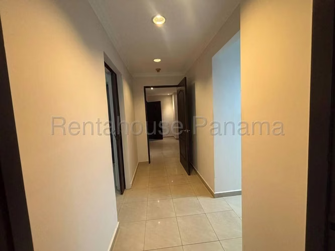 Oficina en Venta en Bellavista YM
