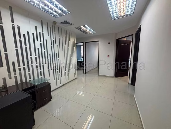 Oficina en Venta en Bellavista YM