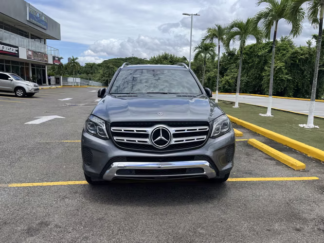Mercedes-Benz GLS 400 4MATIC 2018 – Lujo, Potencia y Confort para 7 Pasajeros