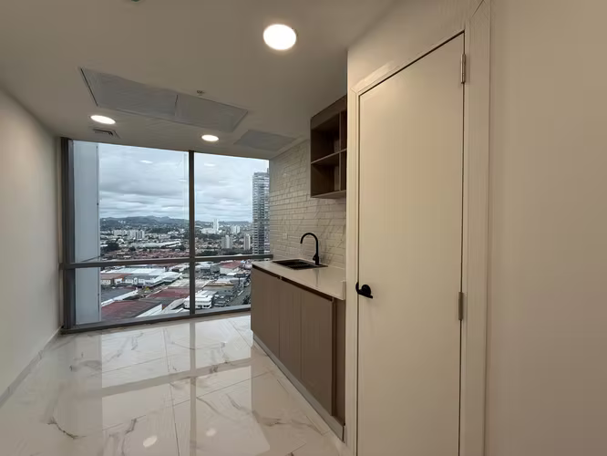 ALQUILER OFICINA COSTA DEL ESTE 122M2 FINANCIAL PARK MLD