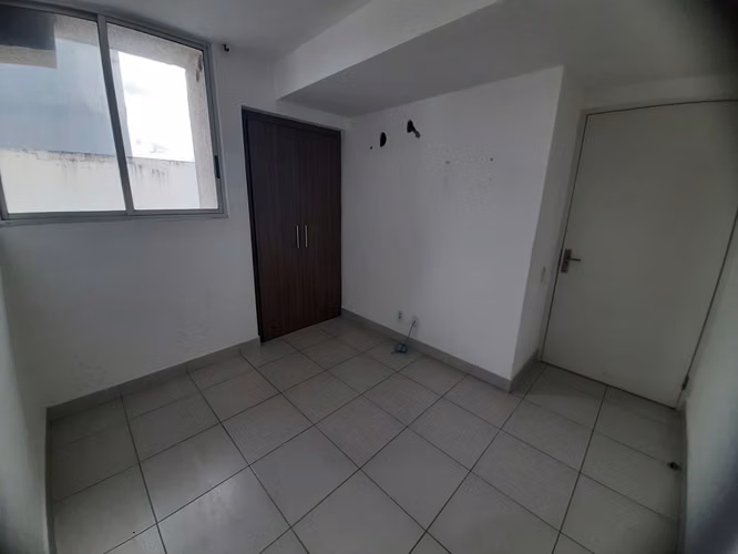 Venta de Apartamento de 3 Recámaras con Balcón en PH ILO