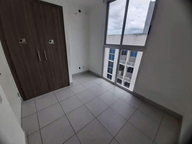 Venta de Apartamento de 3 Recámaras con Balcón en PH ILO