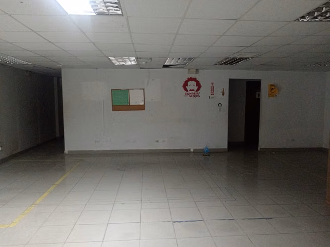 Alquiler de Local de 340m² en Vía Ricardo J. Alfaro - Imagen 3