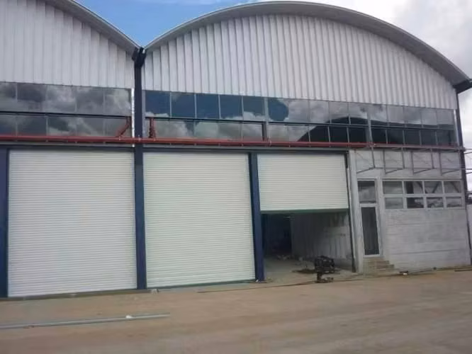 Alquilo Ofibodega cerca de Penonomé