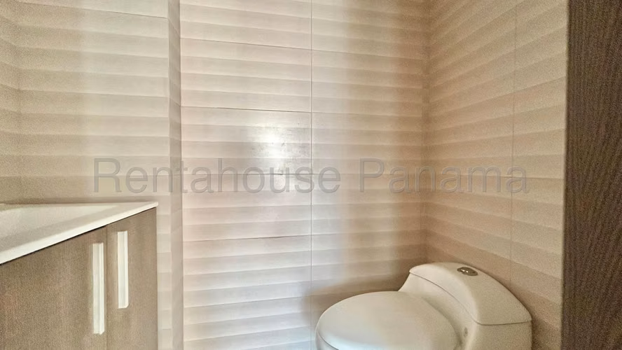 ¡Oportunidad! Venta Apartamento El Cangrejo Cranc Tower 27YCG90