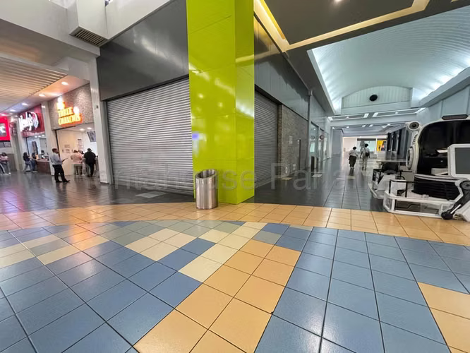 ALQUILER LOCAL COMERCIAL ALBROOK MALL 26ML1630