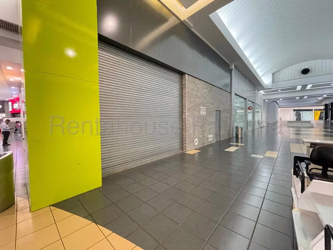 ALQUILER LOCAL COMERCIAL ALBROOK MALL 26ML1630