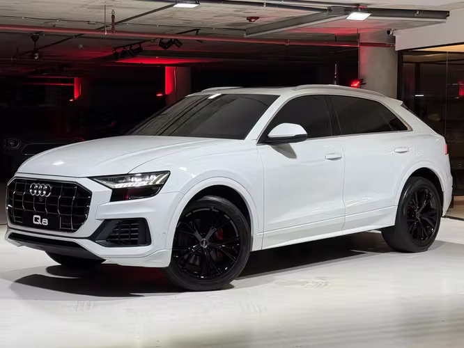 AUDI Q8 55 TFSI QUATTRO 2023