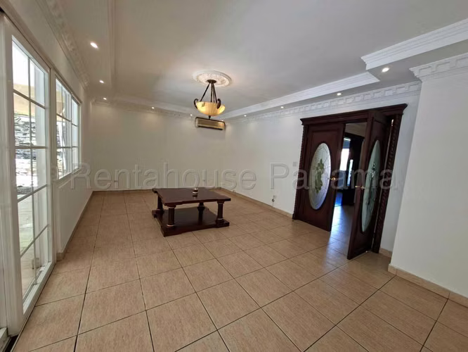 VENTA DE CASA EN COSTA DORADA COSTA DEL ESTE HQ