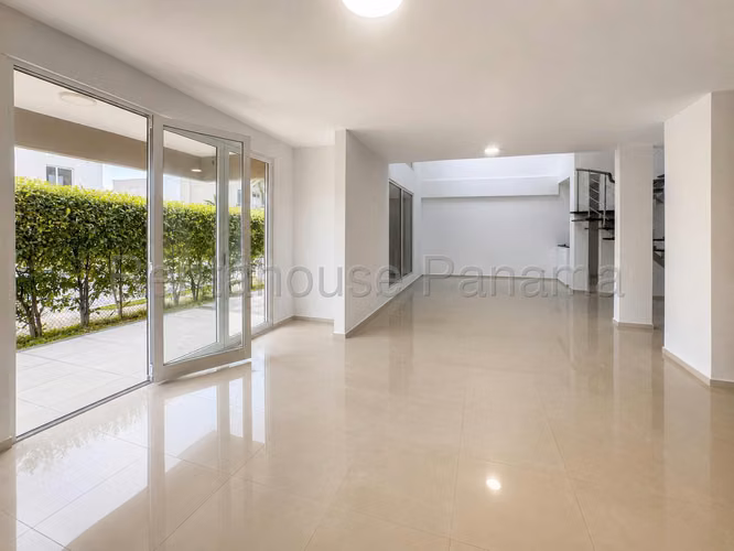ALQUILER DE CASA EN VILLA SUR COSTA SUR HQ
