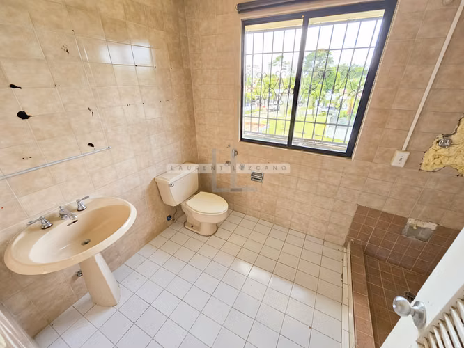 Venta Casa Unifamiliar Urbanización La Meseta - Las Cumbres. Haga una oferta