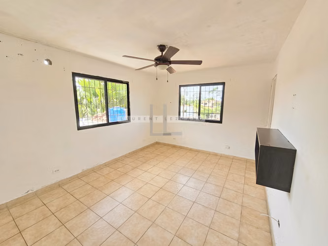 Venta Casa Unifamiliar Urbanización La Meseta - Las Cumbres. Haga una oferta
